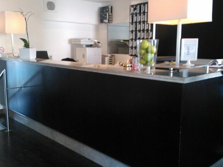 هتل Sandton Hôtel Domaine Cocagne