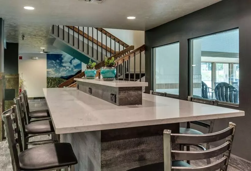 Surestay Plus Hotel By Best Western Post Falls