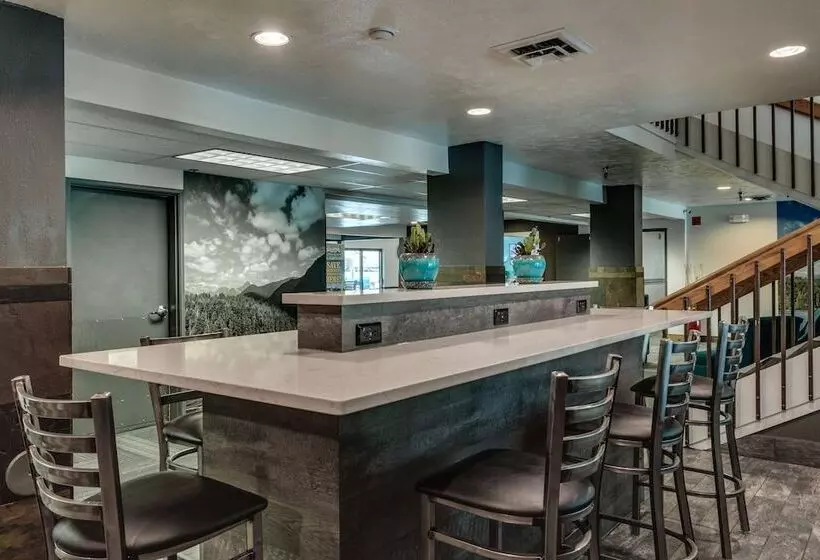 Surestay Plus Hotel By Best Western Post Falls