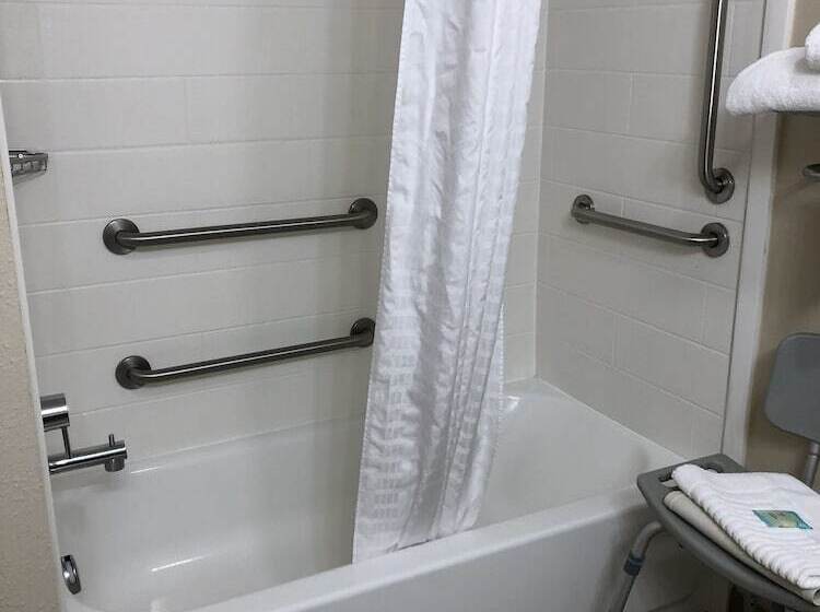 Отель Wingate By Wyndham Grove City