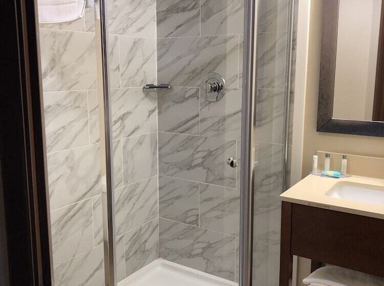 Отель Wingate By Wyndham Grove City