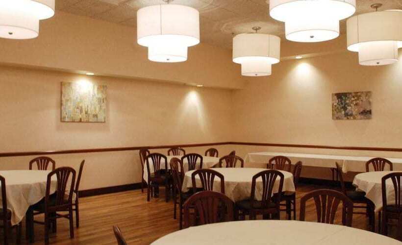 The Plaza Hotel & Suites Winona