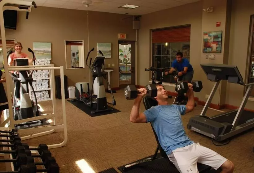 The Plaza Hotel & Suites Winona