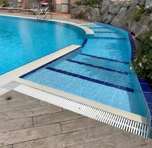 בית מלון כפרי Addaura Village E Congressi