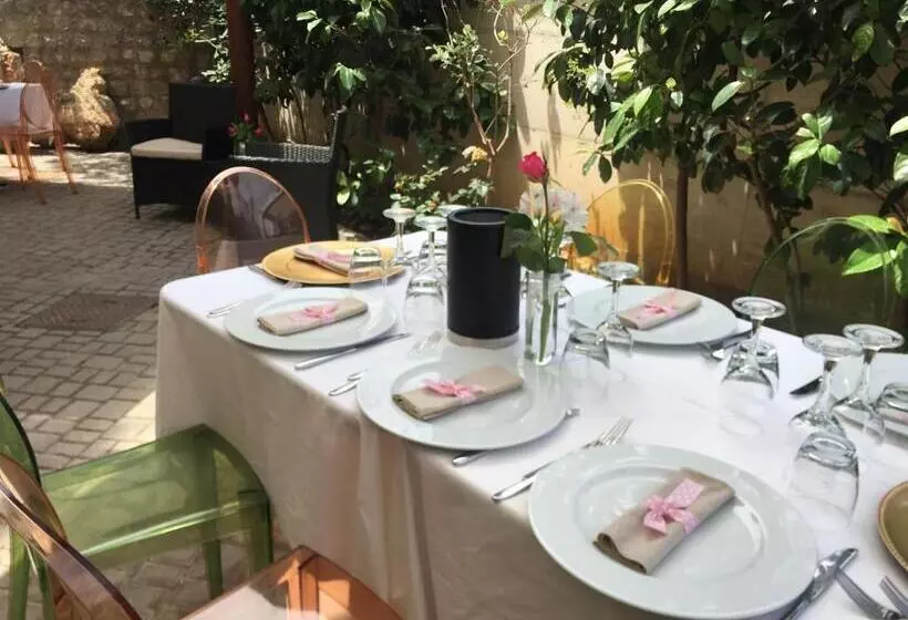 בית מלון כפרי Addaura Village E Congressi