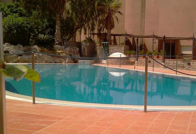 酒店 Addaura Village E Congressi