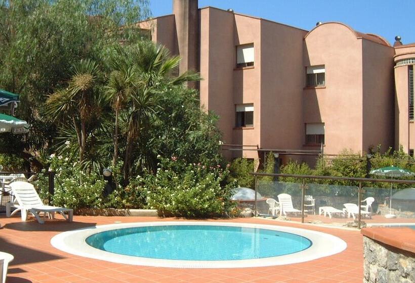 酒店 Addaura Village E Congressi