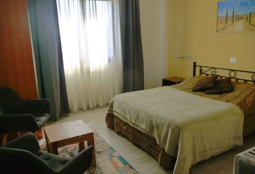 فندق Albergo Villa Marina