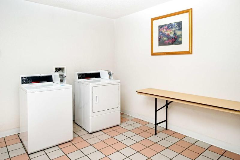 فندق Baymont Inn & Suites Omaha