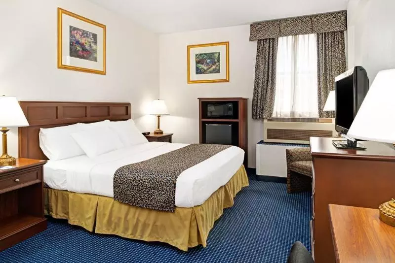 ホテル Baymont Inn & Suites Omaha