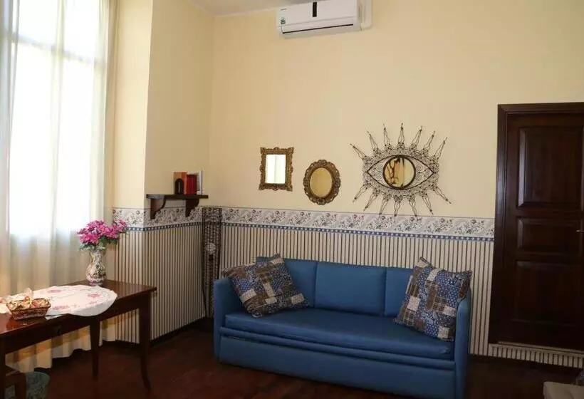 هتل B&b La Vetreria Almarù