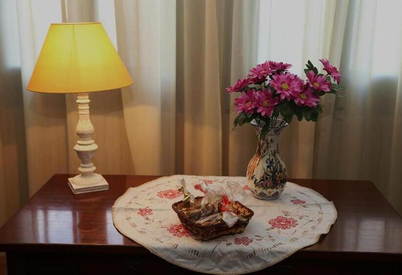 فندق B&b La Vetreria Almarù