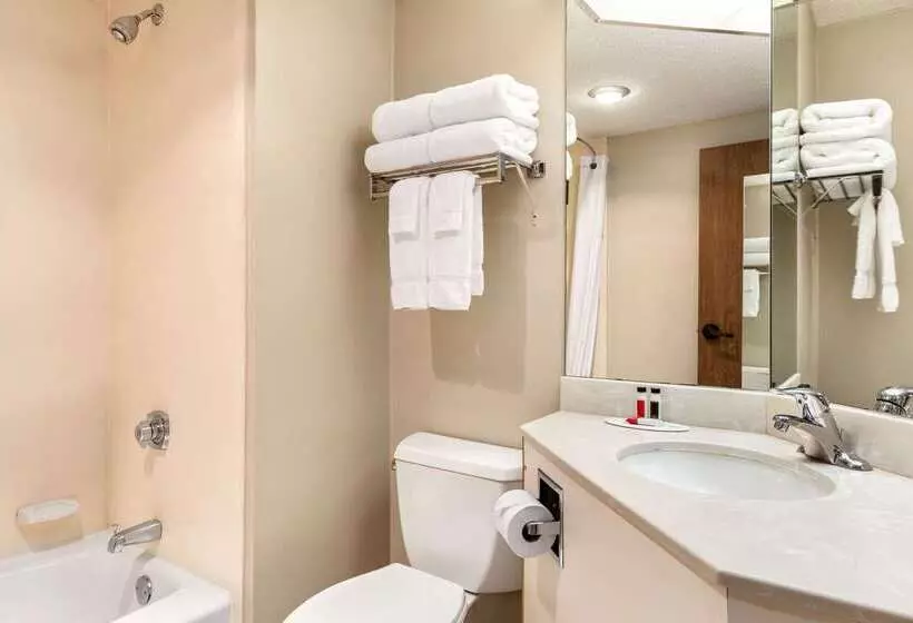 فندق Days Inn By Wyndham Fargo