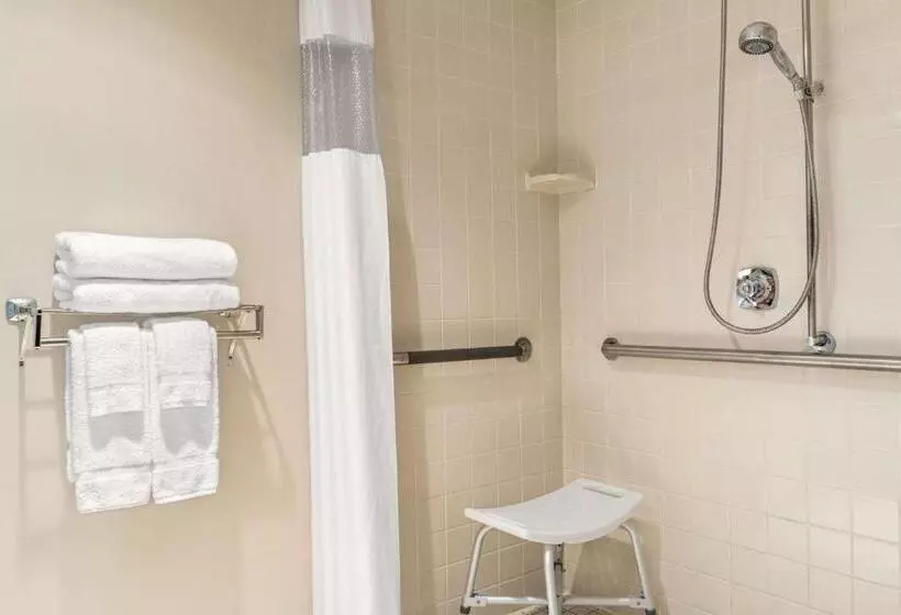 فندق Days Inn By Wyndham Fargo