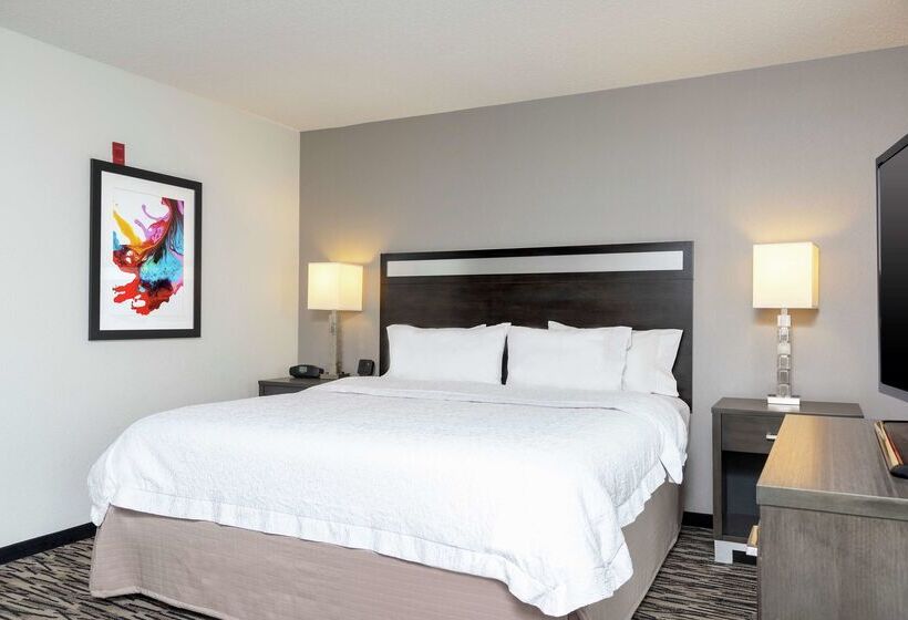 هتل Hampton Inn Akronsouth