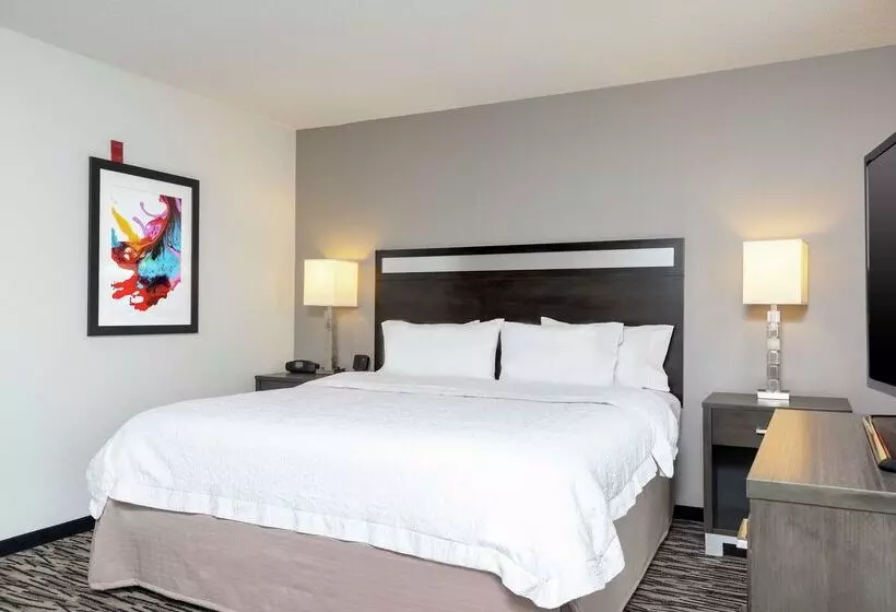 호텔 Hampton Inn Akronsouth