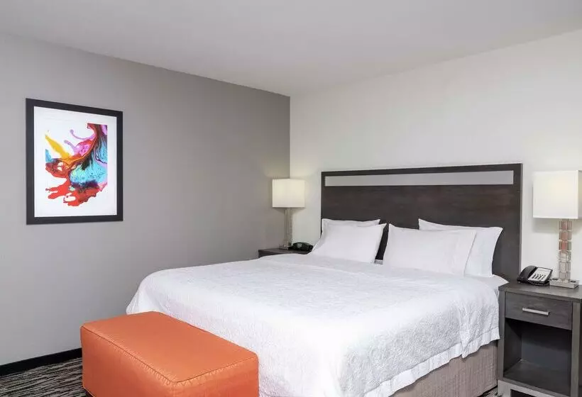 호텔 Hampton Inn Akronsouth