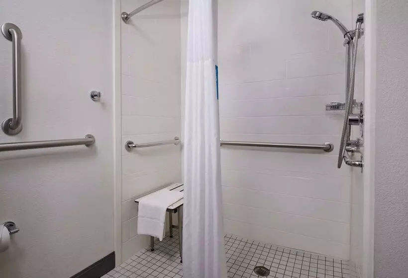 هتل Hampton Inn Alamogordo