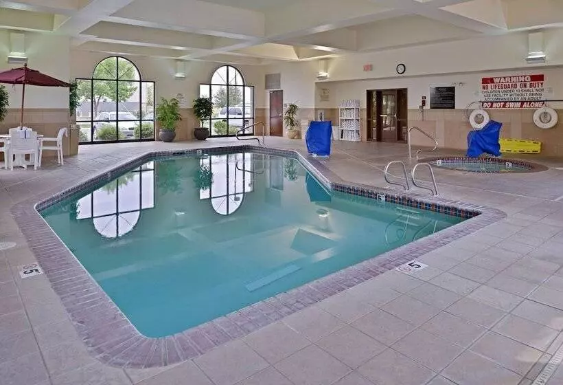 Отель Hampton Inn & Suites Boise Meridian