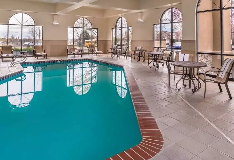 Отель Hampton Inn & Suites Boise Meridian
