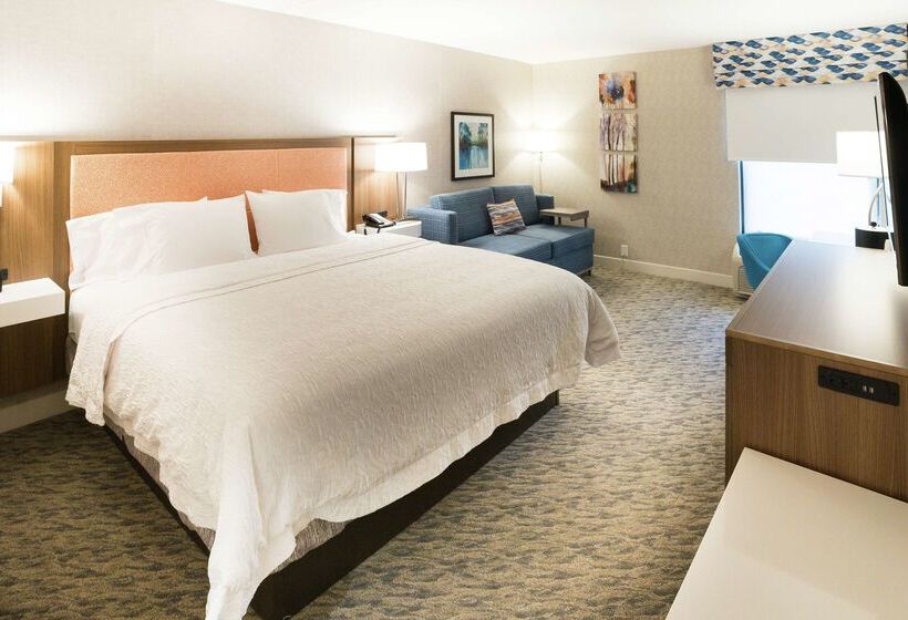 Отель Hampton Inn Clarks Summit