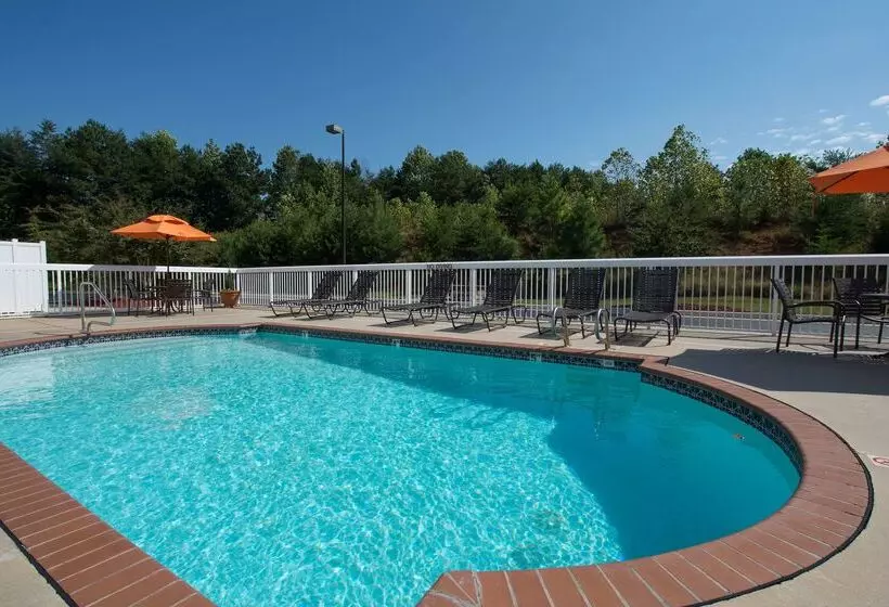 酒店 Hampton Inn Cornelia