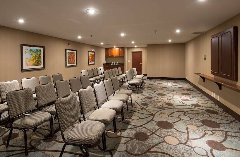 فندق Hampton Inn Cornelia