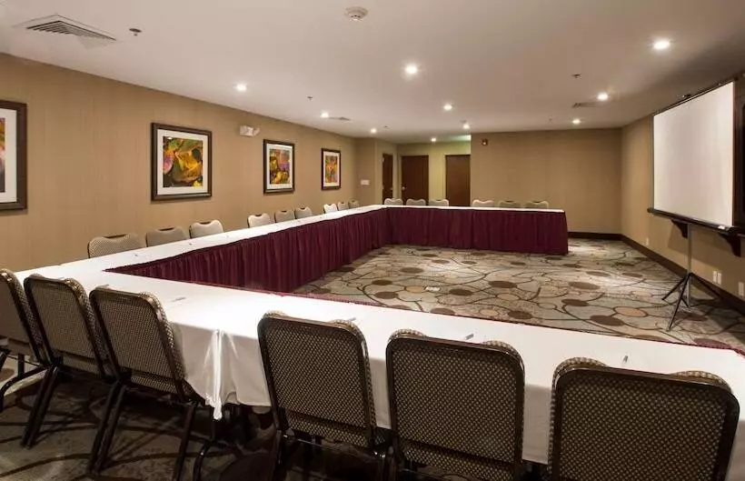 酒店 Hampton Inn Cornelia