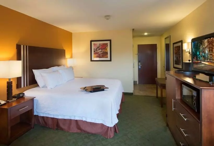 酒店 Hampton Inn Cornelia