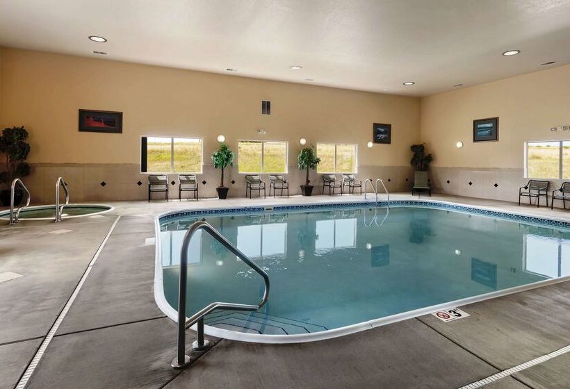 هتل Summit Suites