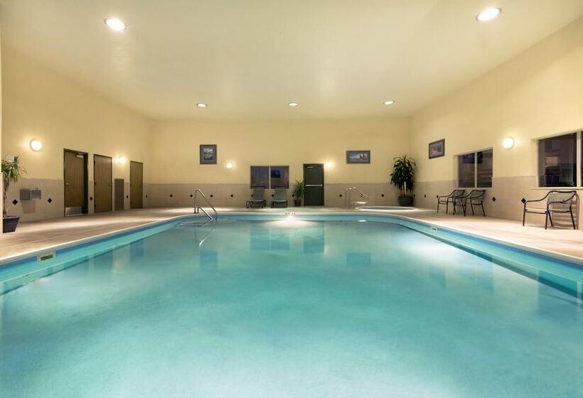 هتل Summit Suites