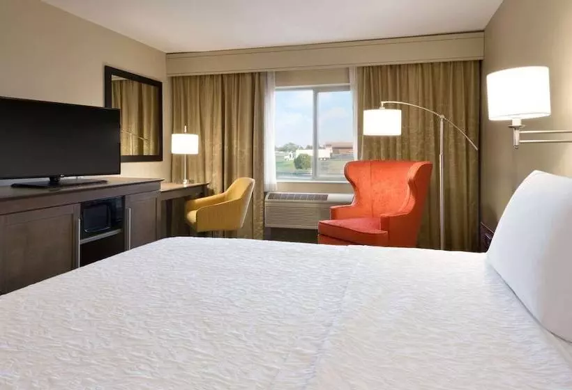 호텔 Summit Suites