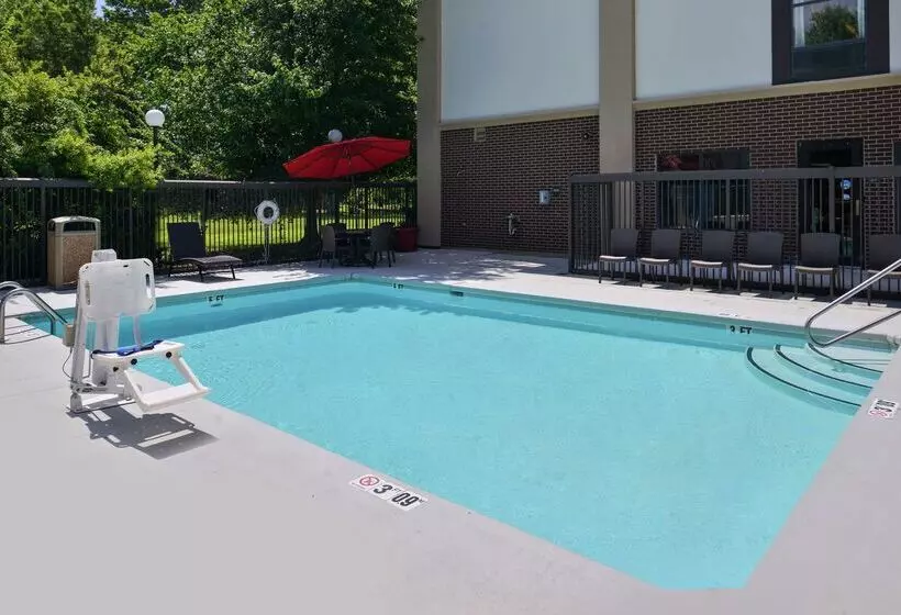 Hotelli Hampton Inn Greensboroeast