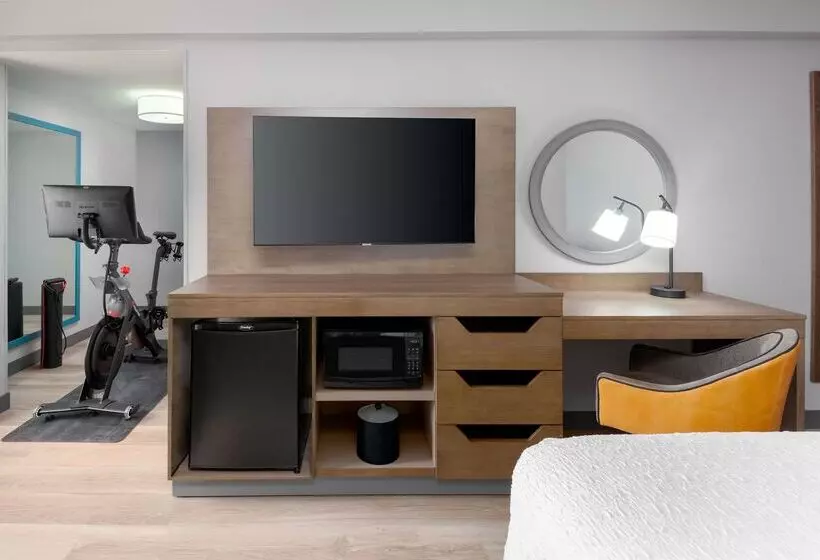 בית מלון כפרי Hampton Inn Hartford/airport