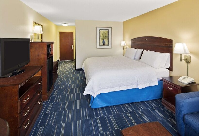 호텔 Hampton Inn Hinesville