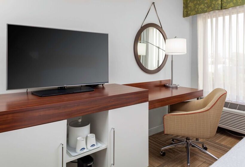 هتل Hampton Inn Miami Dadeland