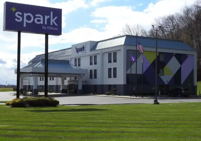 فندق Spark By Hilton Newcomerstown