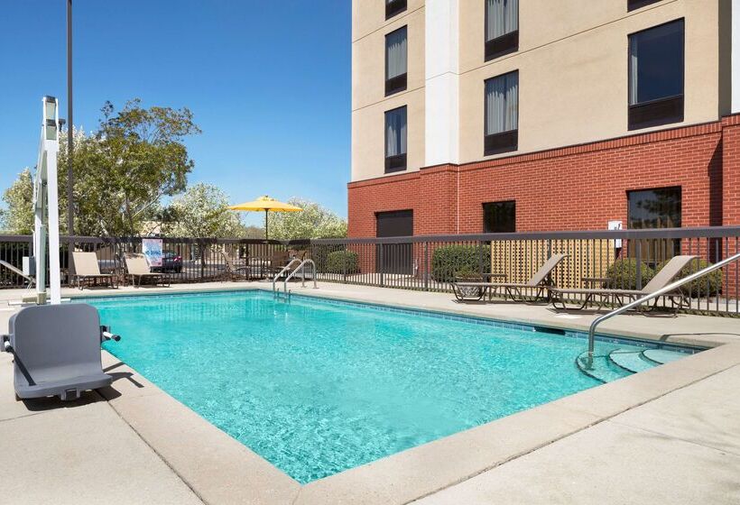 酒店 Hampton Inn Pell City