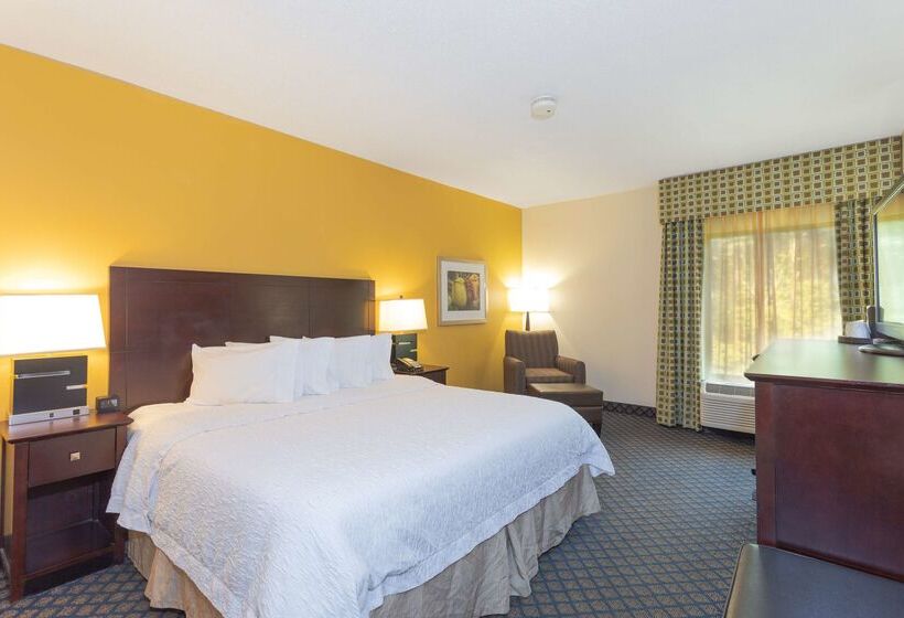 Otel Hampton Inn By Hilton Petersburg Ft. Gregg Adams