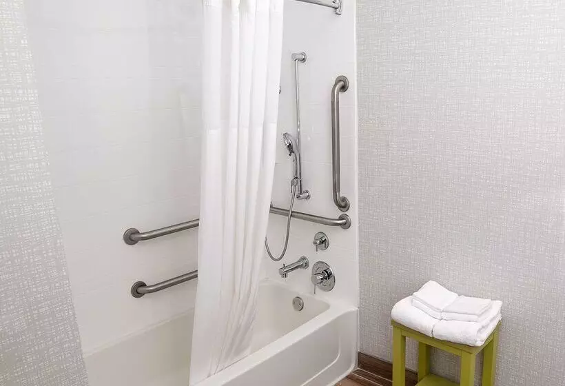 فندق Hampton Inn Pickwick Damat Shiloh Falls