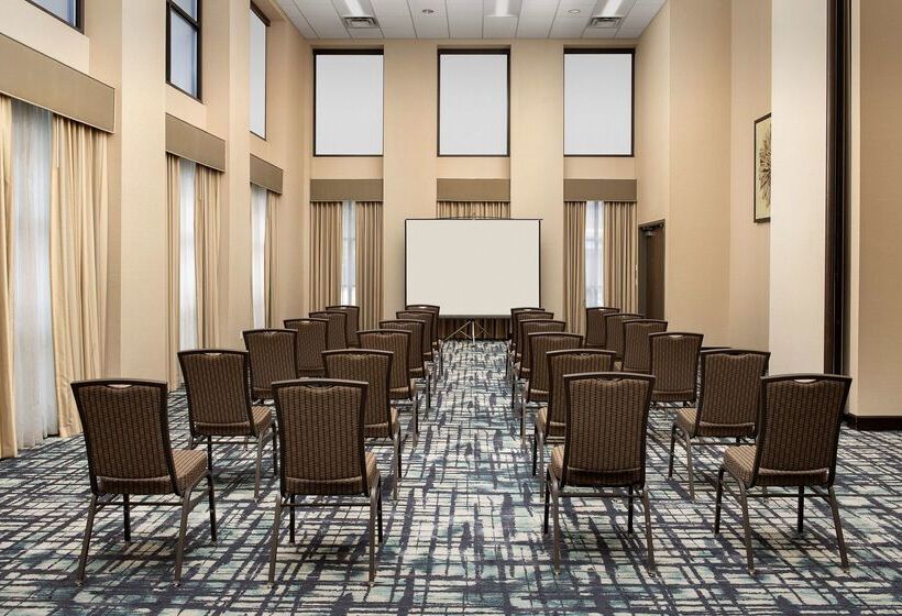 ホテル Hampton Inn & Suites Alpharetta