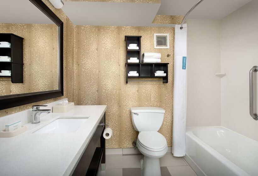 ホテル Hampton Inn & Suites Alpharetta