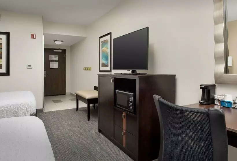 ホテル Hampton Inn & Suites Alpharetta