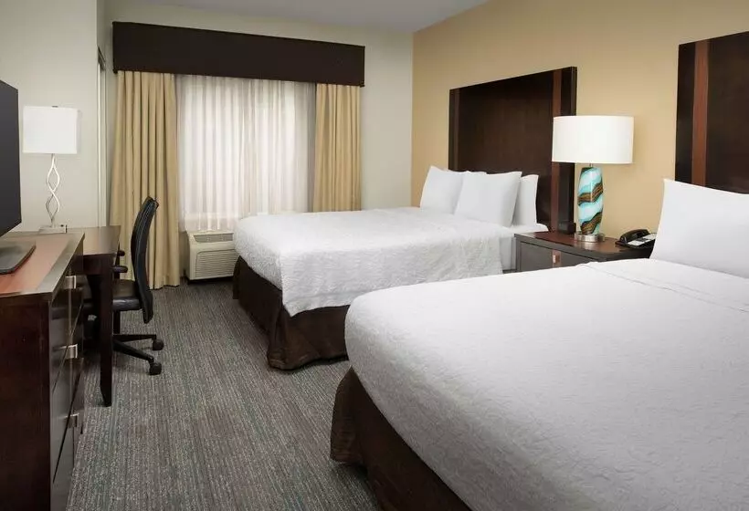 ホテル Hampton Inn & Suites Alpharetta