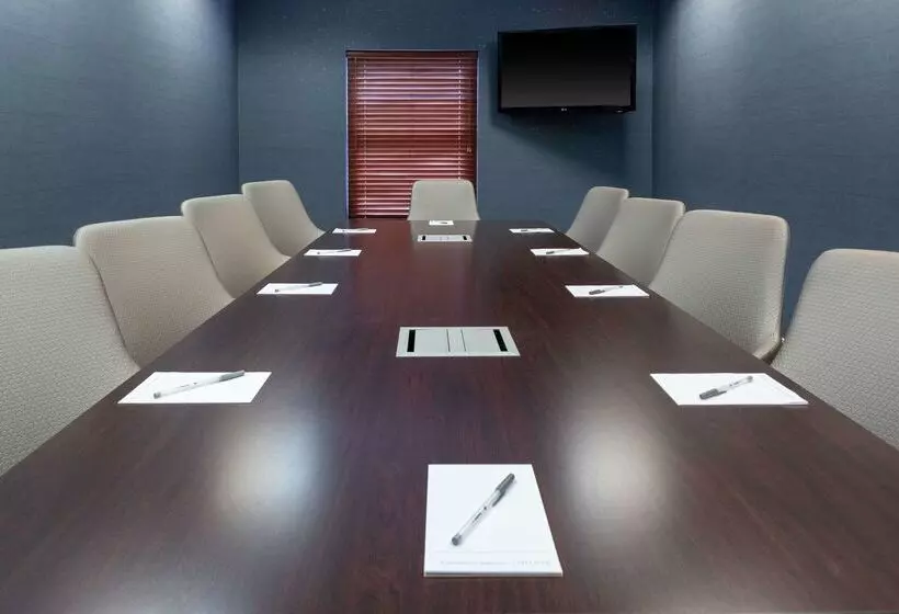 هتل Hampton Inn & Suites Concord/charlotte