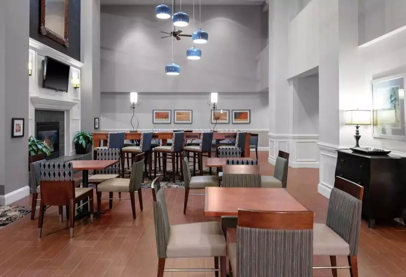 هتل Hampton Inn & Suites Concord/charlotte