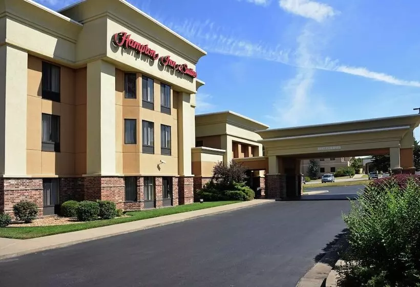 هتل Hampton Inn & Suites Springfield, Mo