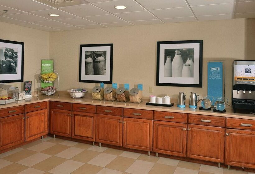 בית מלון כפרי Hampton Inn & Suites Springfield, Mo