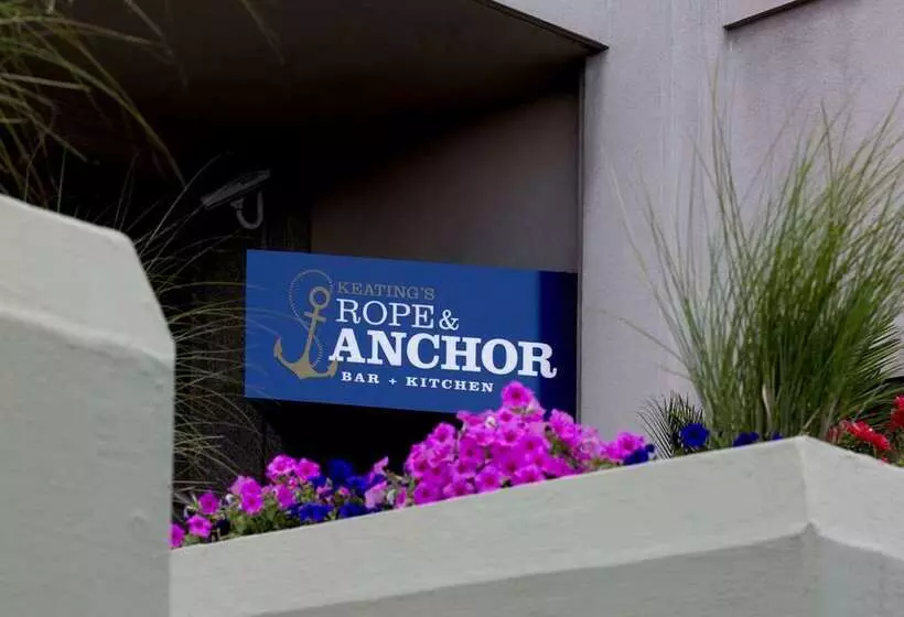 هتل Hilton Philadelphia At Penns Landing