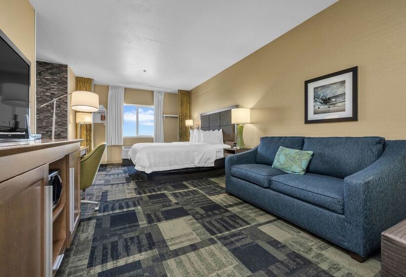 Отель Sonesta Essential Vacaville  Napa Valley